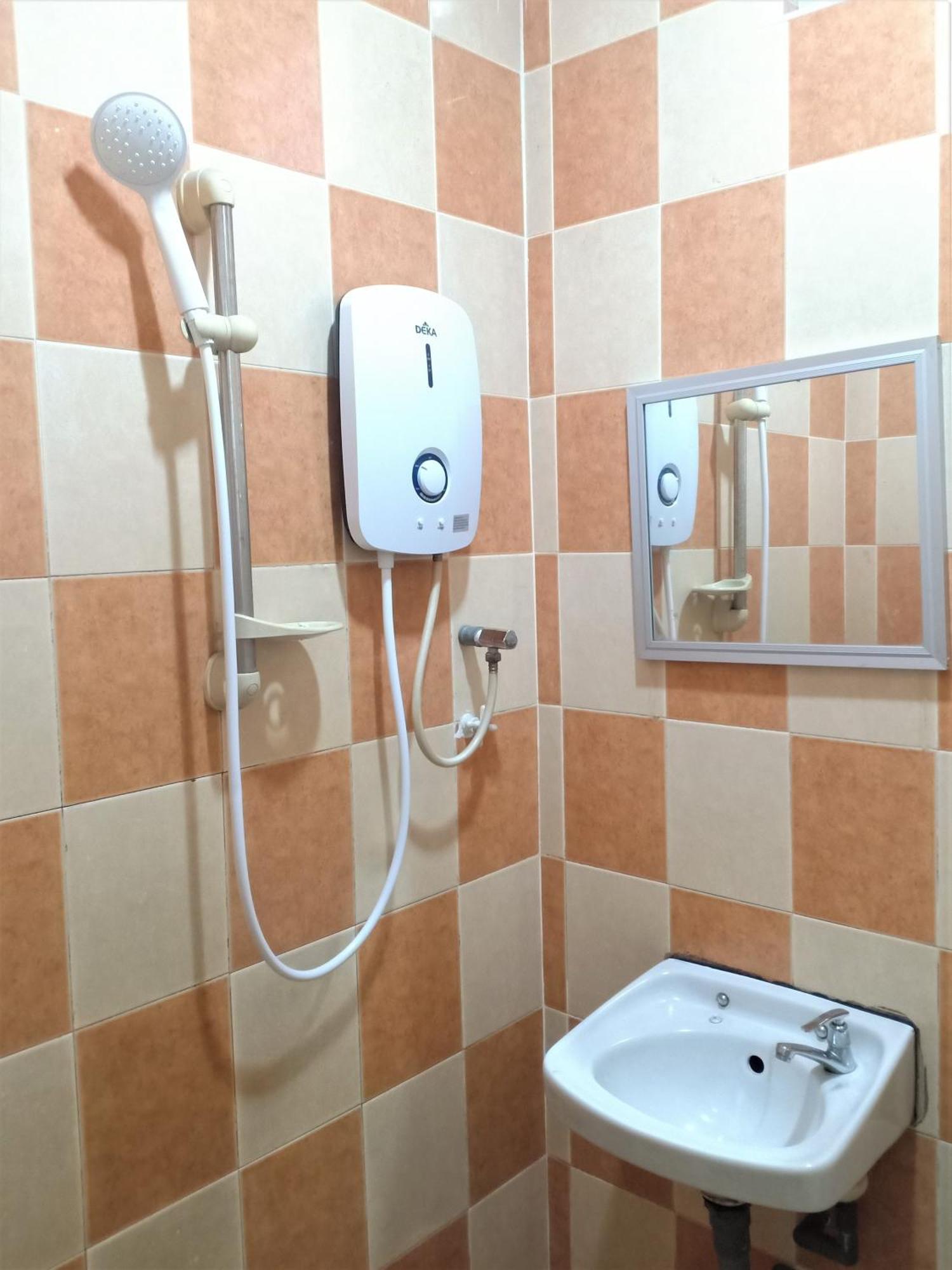 Hotel Smz Sungai Siput Kampong Rimba Panjang Oda fotoğraf